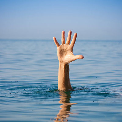  Drowning 