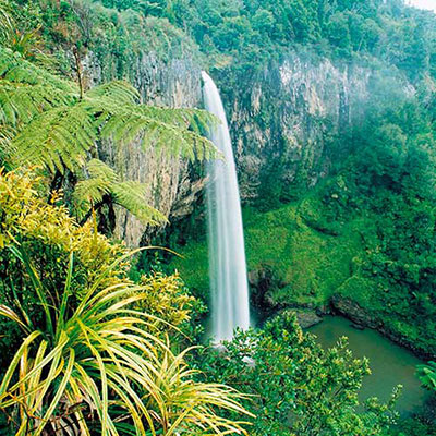  Waterfall 