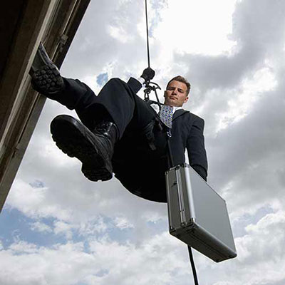  Rappelling 