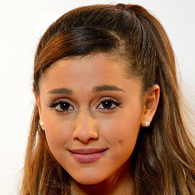  Ariana Grande 