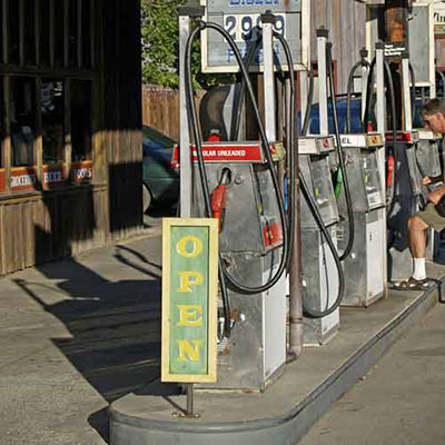 Gas