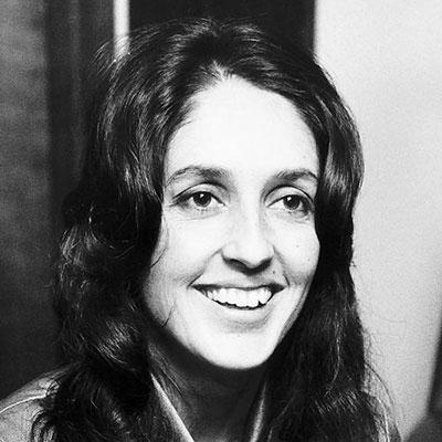  Joan Baez 
