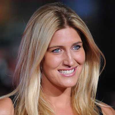  Francesca Hull 