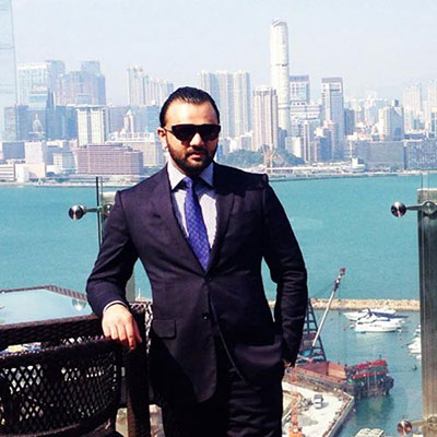  Zeeshan 