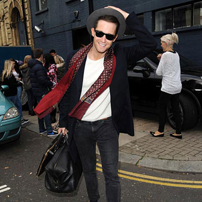  Jay James 