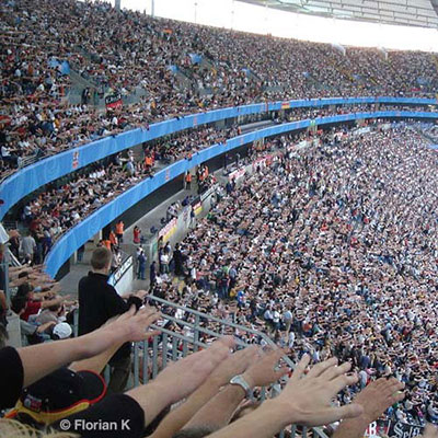  Mexican Wave 