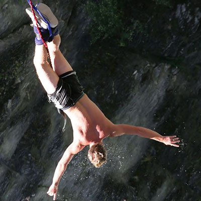  Bungee Jumper 