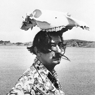  Salvador Dali 