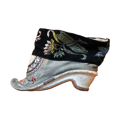 Lotus Shoe
