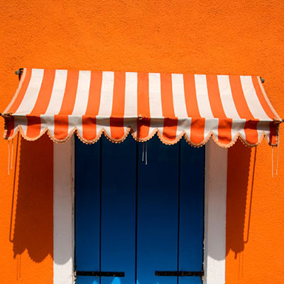  Awning 
