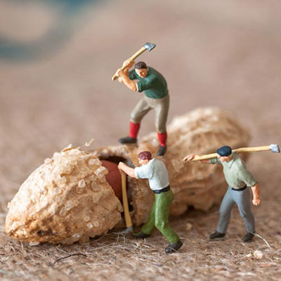 Figurines