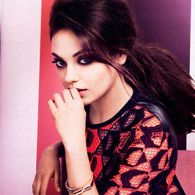  Mila Kunis 