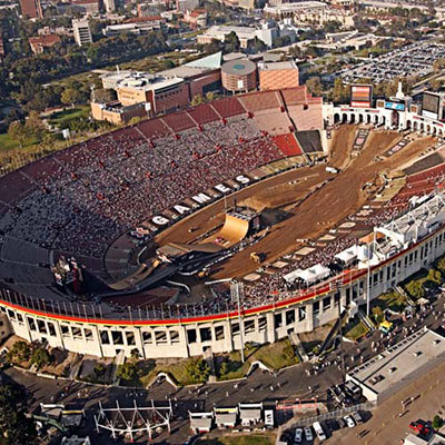  La Coliseum 