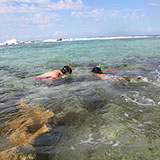 Snorkelling 