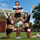  Cheerleaders 