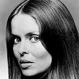  Barbara Bach 