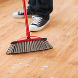  Broom 