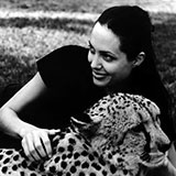  Angelina Jolie 