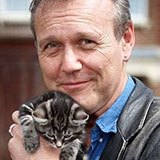  Anthony Head 