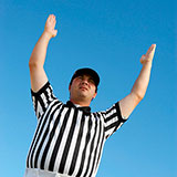  Referee 