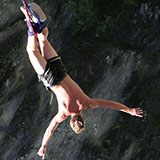  Bungee Jumper 