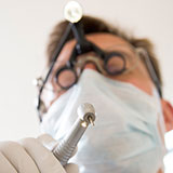  Dentist 