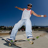  Skateboarding 
