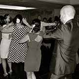  Dancing 