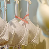  Lingerie 