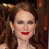  Julianne Moore 