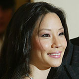 Lucy Liu 