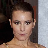  Noomi Rapace 