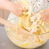  Knead 