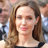  Angelina Jolie 