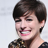 Anne Hathaway 