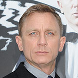  Daniel Craig 