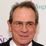  Tommy Lee Jones 