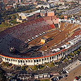  La Coliseum 